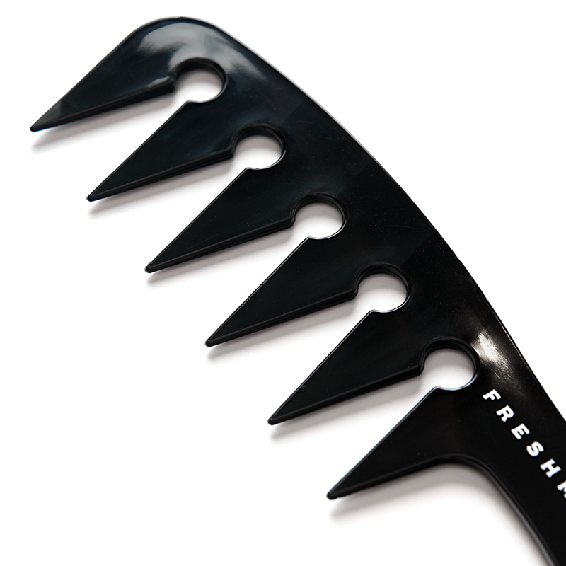 FRESHMAN Расческа для моделирования и стрижки с широкими зубьями и веерообразной секцией / Collection Carbon, фото 2