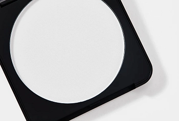 MAKE UP FACTORY Пудра компактная минеральная фиксирующая, 1 прозрачный / Mineral Fixing Powder 10 гр, фото 3