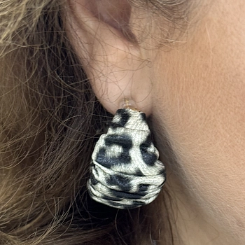 IWOU PROFESSIONAL Серьги Леопарды текстильные 1шт, фото 6