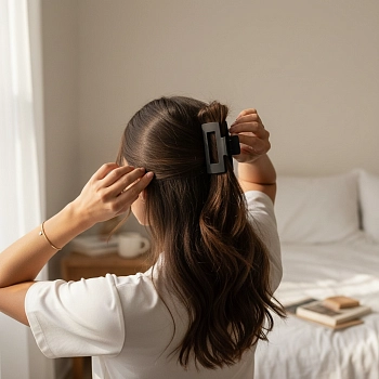 IWOU PROFESSIONAL Краб для волос средний Прямоугольник черный 1шт, фото 4