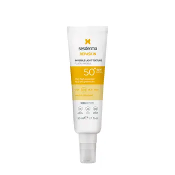 Средство солнцезащитное сверхлегкое для лица SPF50 / REPASKIN INVISIBLE LIGHT TEXTURE Facial sunscreen 50 мл