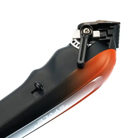 DEWAL PROFESSIONAL Машинка для стрижки DEWAL PRO BARBER STYLE, аккумуляторно-сетевая, 7000 об\мин, нож 45 мм, 0,8-1,6 мм, 6 насадок - 6