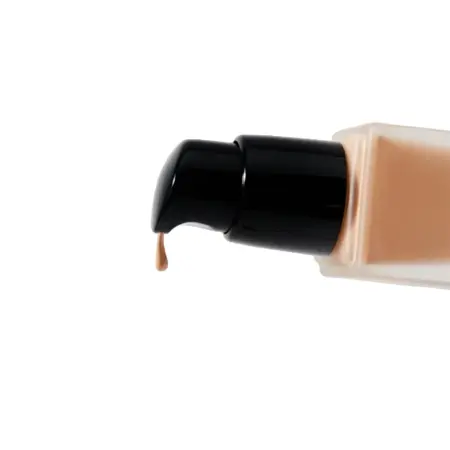 MAKE UP FACTORY Сыворотка-основа с эффектом сияния, тон 20 медовый беж / Luminous Serum Foundation 30 мл - 3