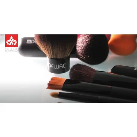 DEWAL PROFESSIONAL Кисть для растушевки теней 15 см - 3