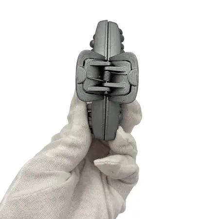 IWOU PROFESSIONAL Краб для волос двухрядный Акула серебро 8,5см - 2
